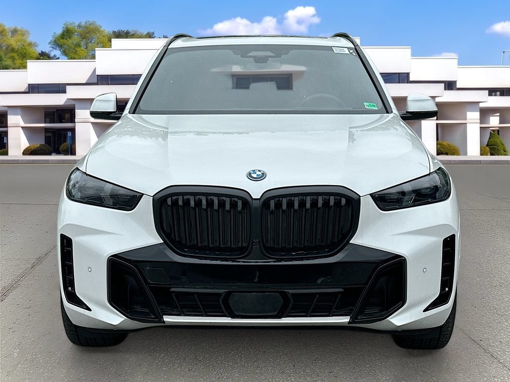 Used 2026 BMW X5 xDrive50e w/ Executive Package AWD/4WD image 2