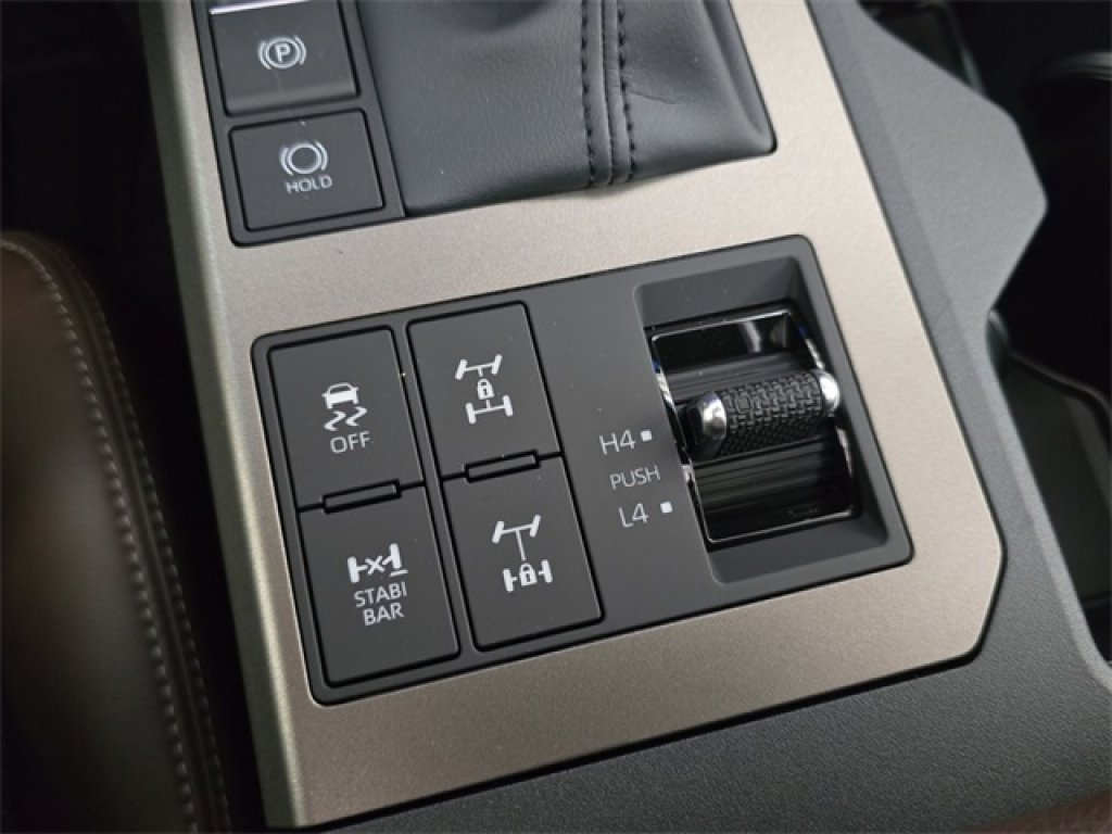 New 2026 Toyota Land Cruiser image 8