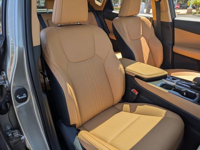 Used 2025 Lexus NX 350h AWD w/ Cold Area Package image 29