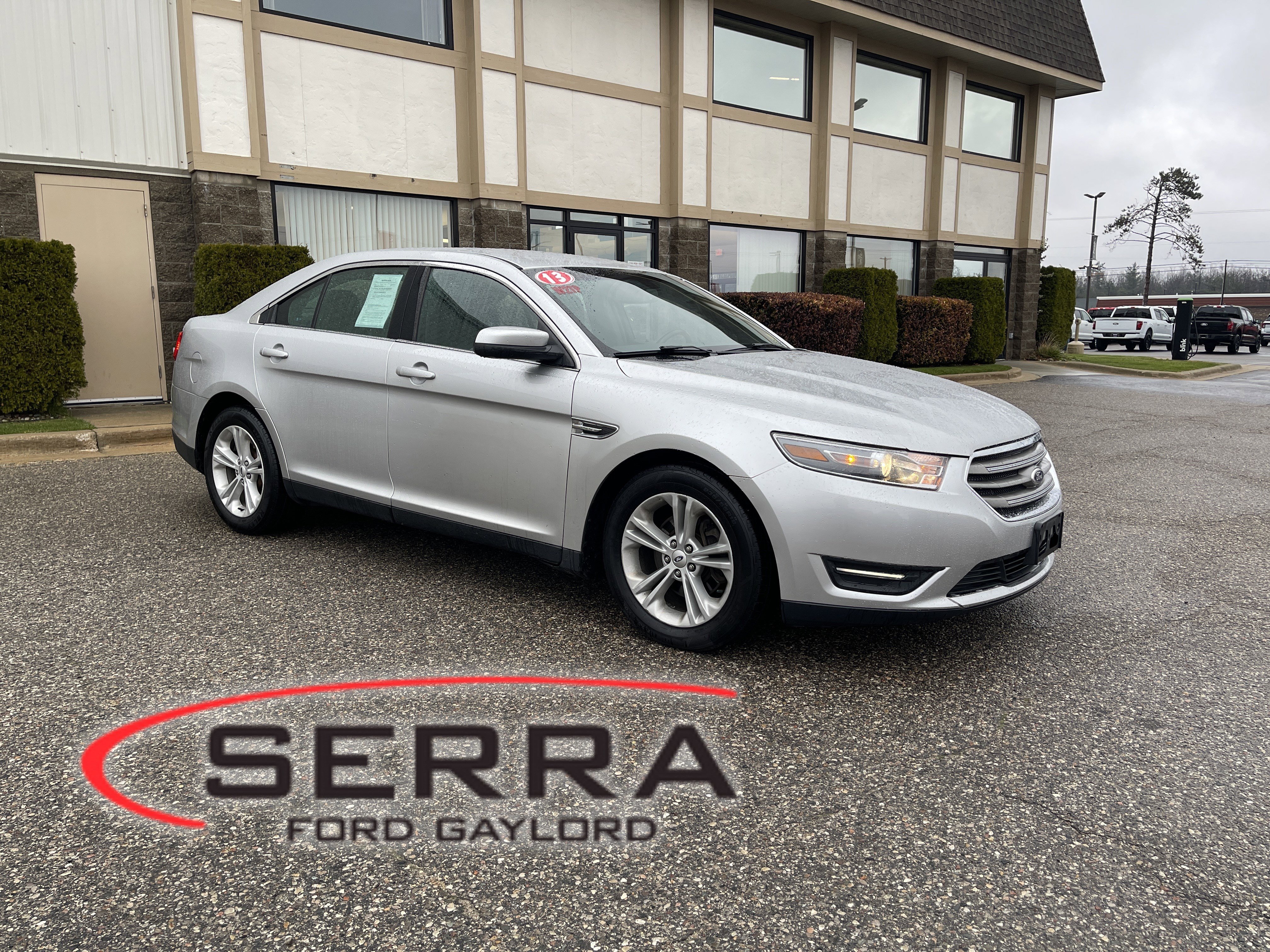 Used 2013 Ford Taurus SEL