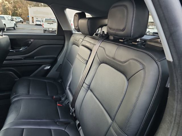 Used 2022 Lincoln Corsair Reserve image 32