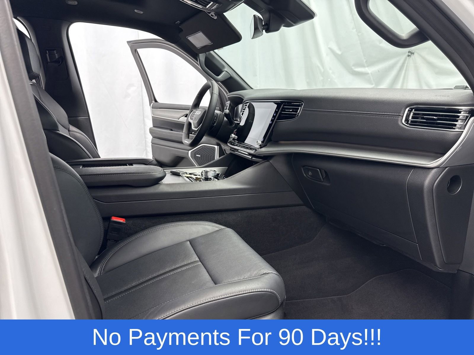 Used 2025 Jeep Wagoneer Series II w/ Convenience Group I AWD/4WD image 35