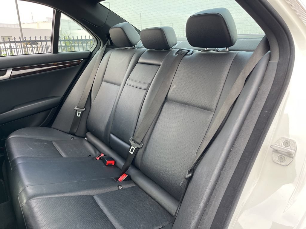 Used 2013 Mercedes-Benz C 250 Sedan image 25