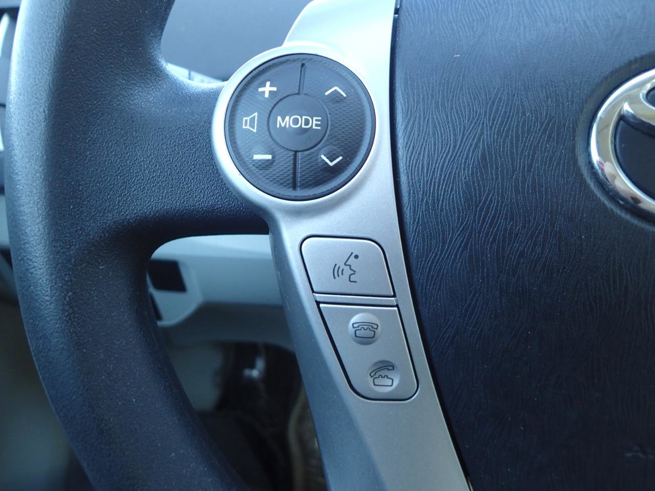 Used 2015 Toyota Prius Three FWD image 15