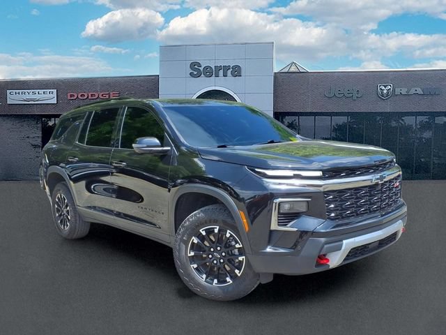 Used 2024 Chevrolet Traverse Z71 w/ Enhanced Driving Package