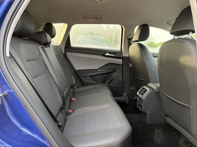 Used 2023 Volkswagen Taos SE image 15