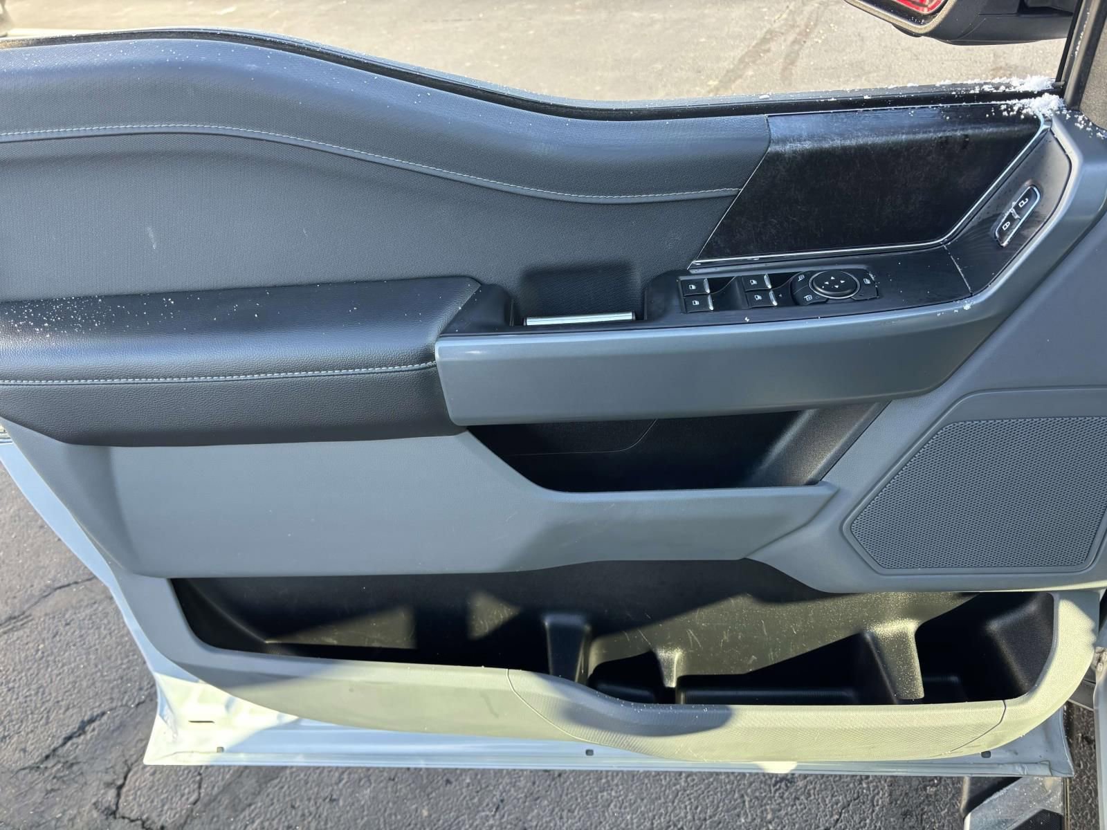 Certified 2022 Ford F150 XLT w/ Equipment Group 302A High image 13