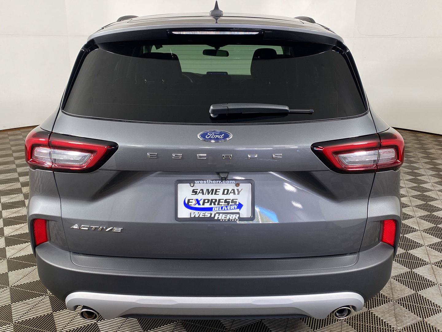 Used 2025 Ford Escape Active FWD image 6