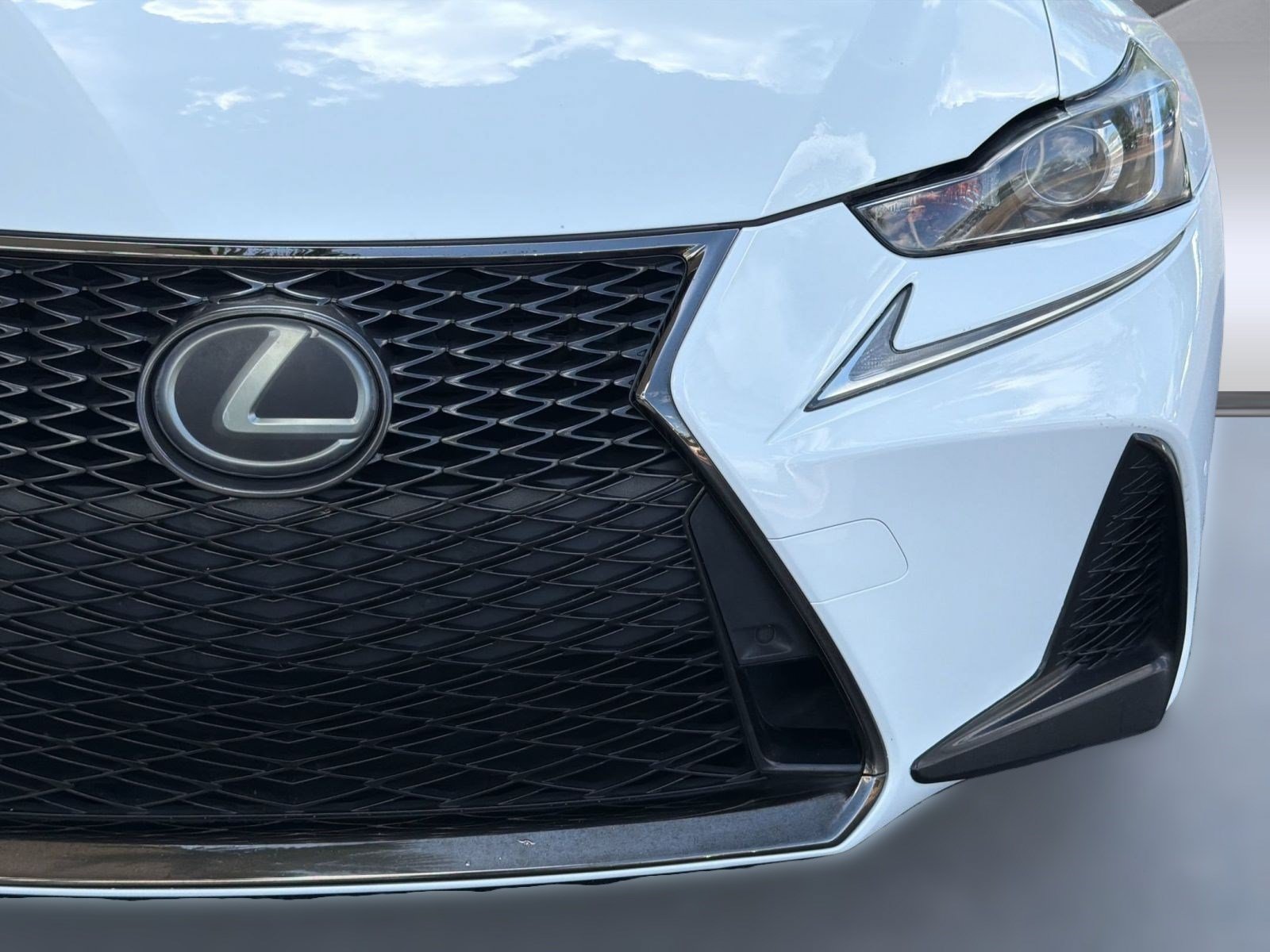 Used 2019 Lexus IS 300 F Sport w/ F Sport Package RWD image 11