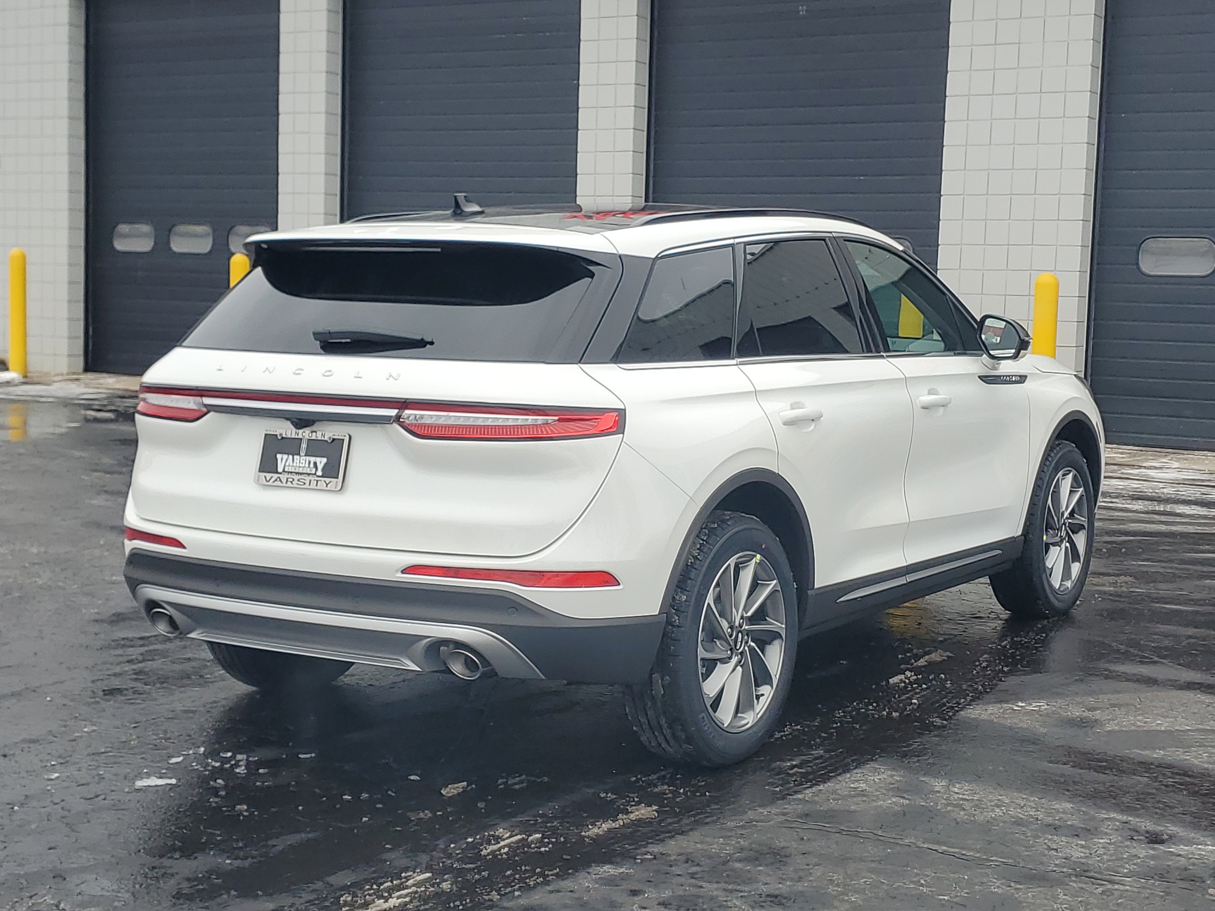 New 2026 Lincoln Corsair Premiere image 4