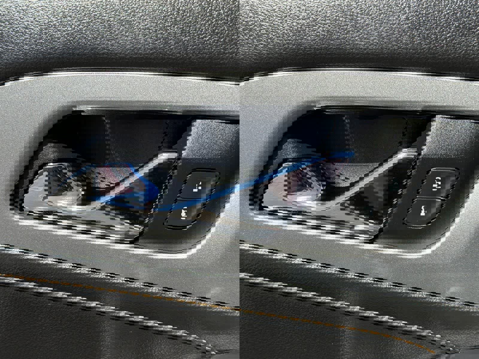 Used 2021 Chevrolet Traverse RS w/ LPO, Floor Liner Package image 15