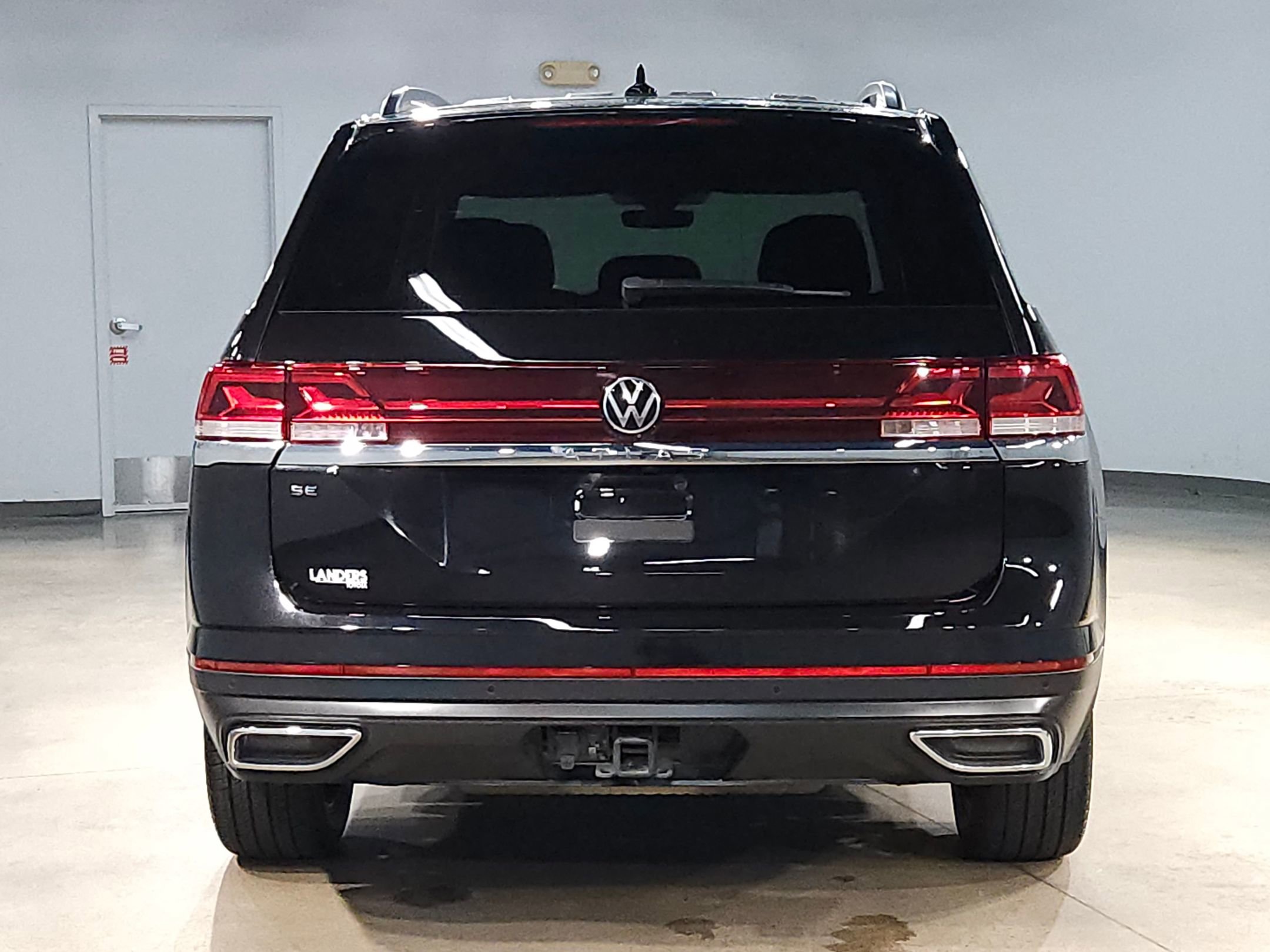 Used 2024 Volkswagen Atlas SE image 6