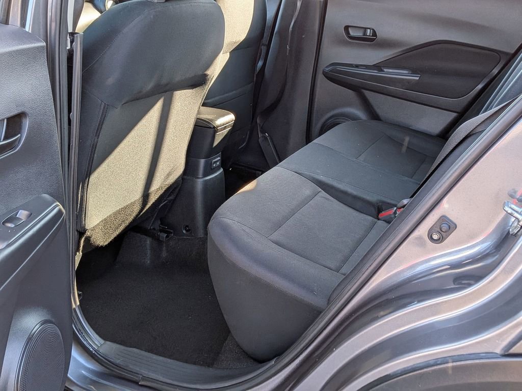 Used 2024 Nissan Kicks S image 16