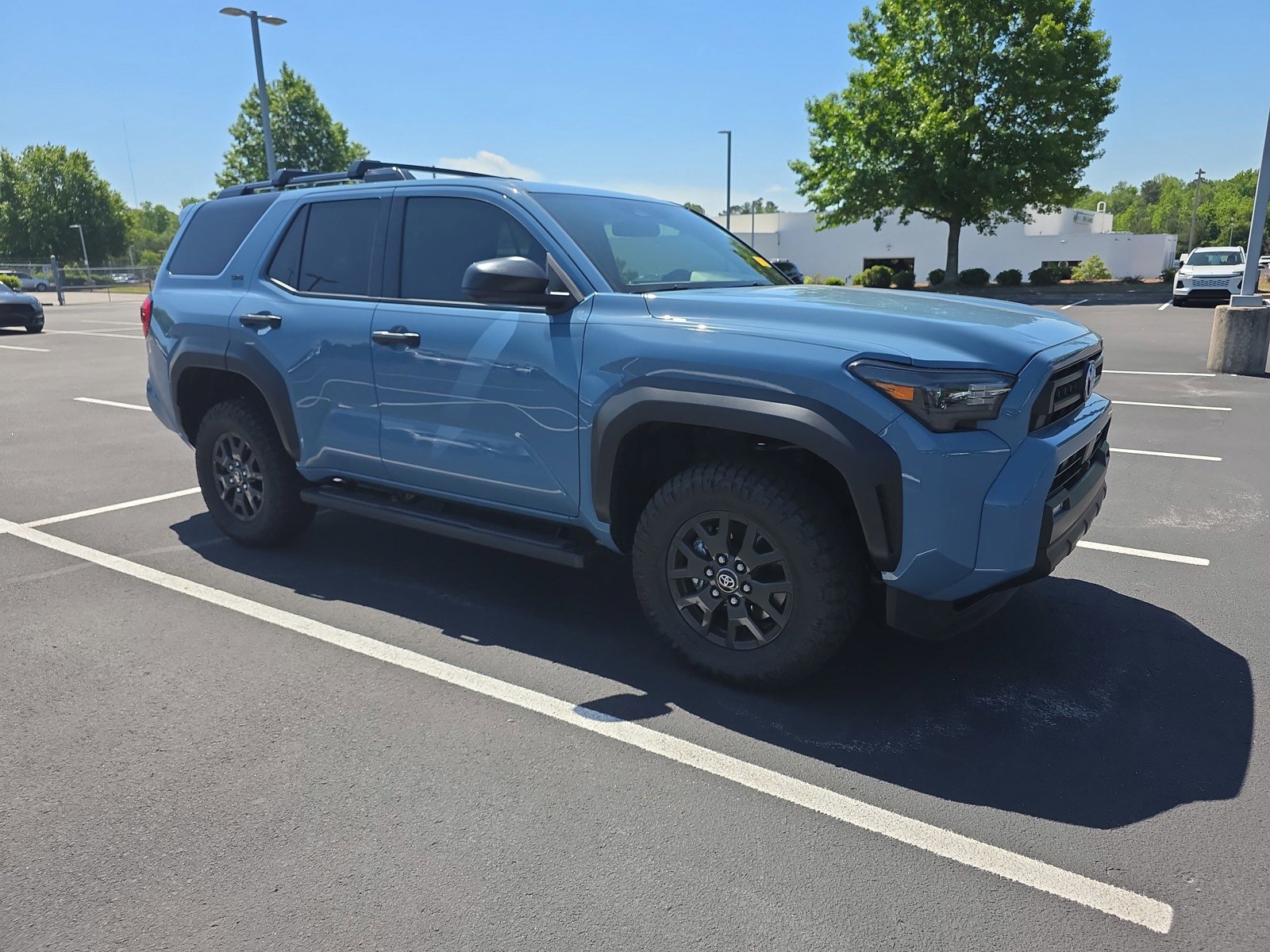 Used 2026 Toyota 4Runner SR5 AWD/4WD image 2