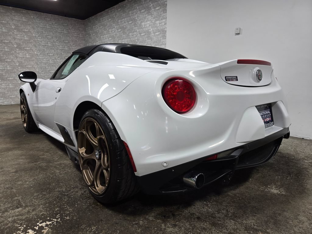 Used 2018 Alfa Romeo 4C Spider RWD image 36