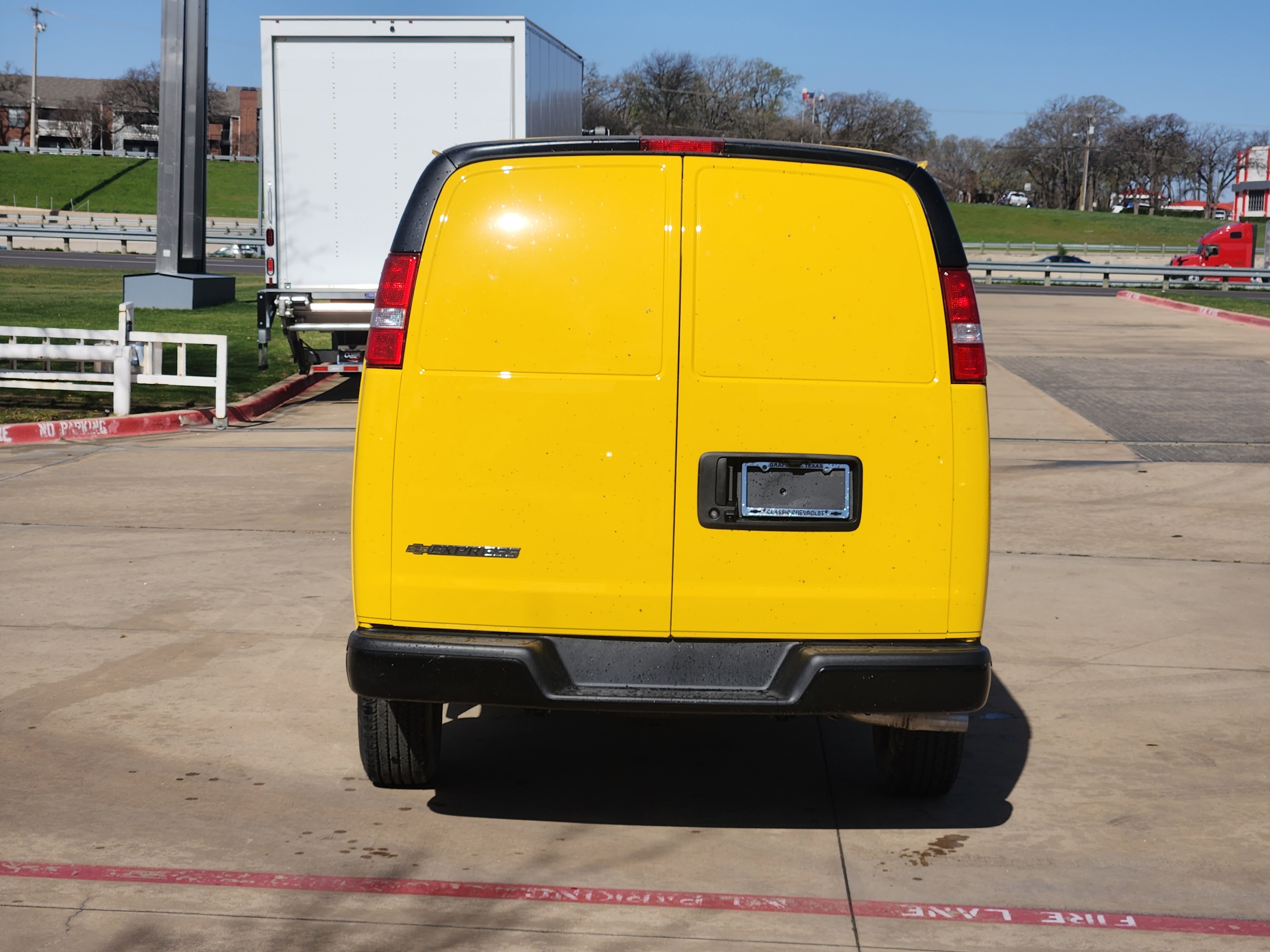 New 2025 Chevrolet Express 2500 image 12