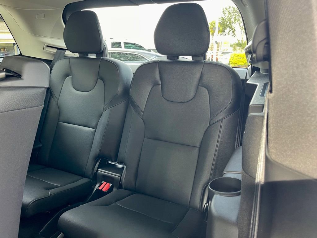Used 2024 Volvo XC90 B5 Plus image 13