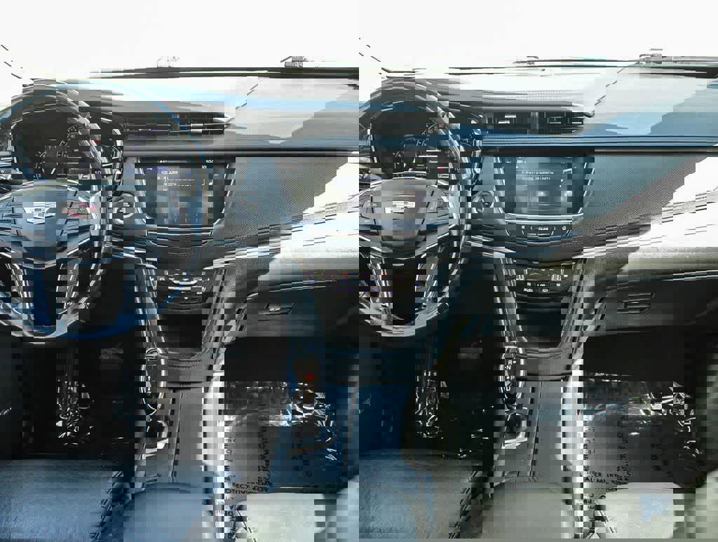 Used 2019 Cadillac XT5 Premium Luxury image 11