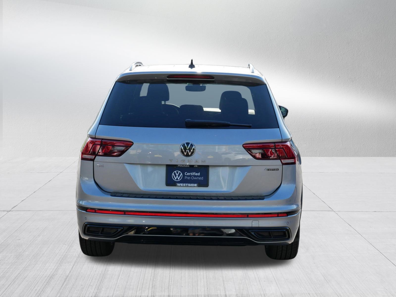 Certified 2023 Volkswagen Tiguan SE R-Line AWD/4WD image 6