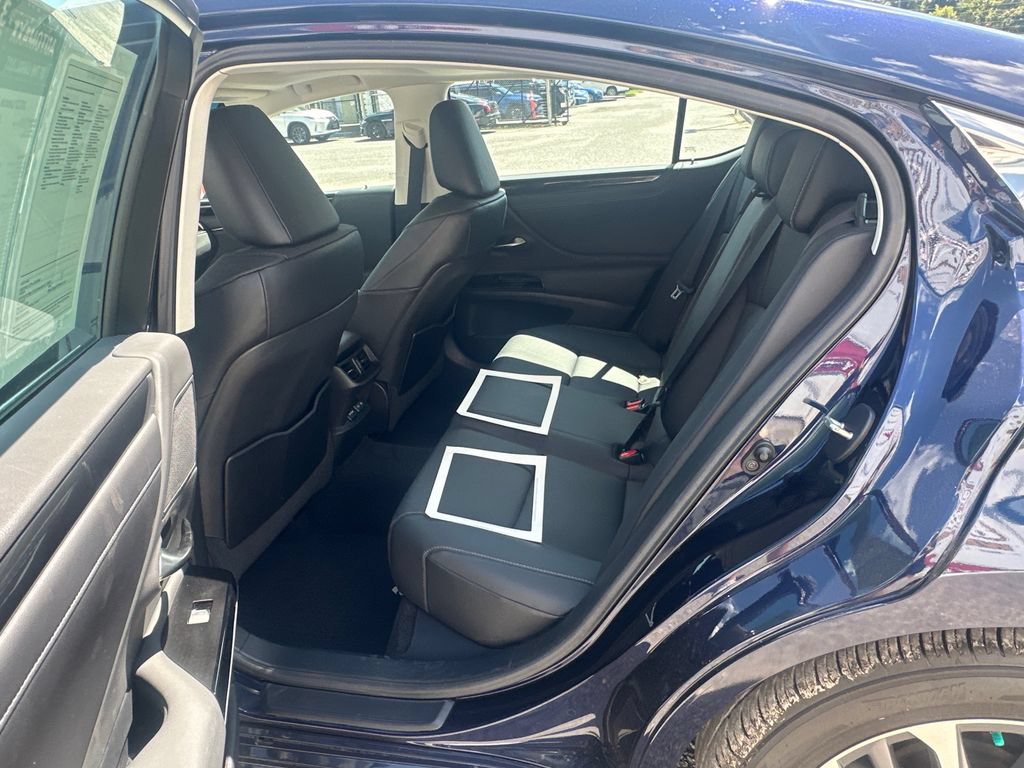 Used 2022 Lexus ES 350 w/ Accessory Package FWD image 12