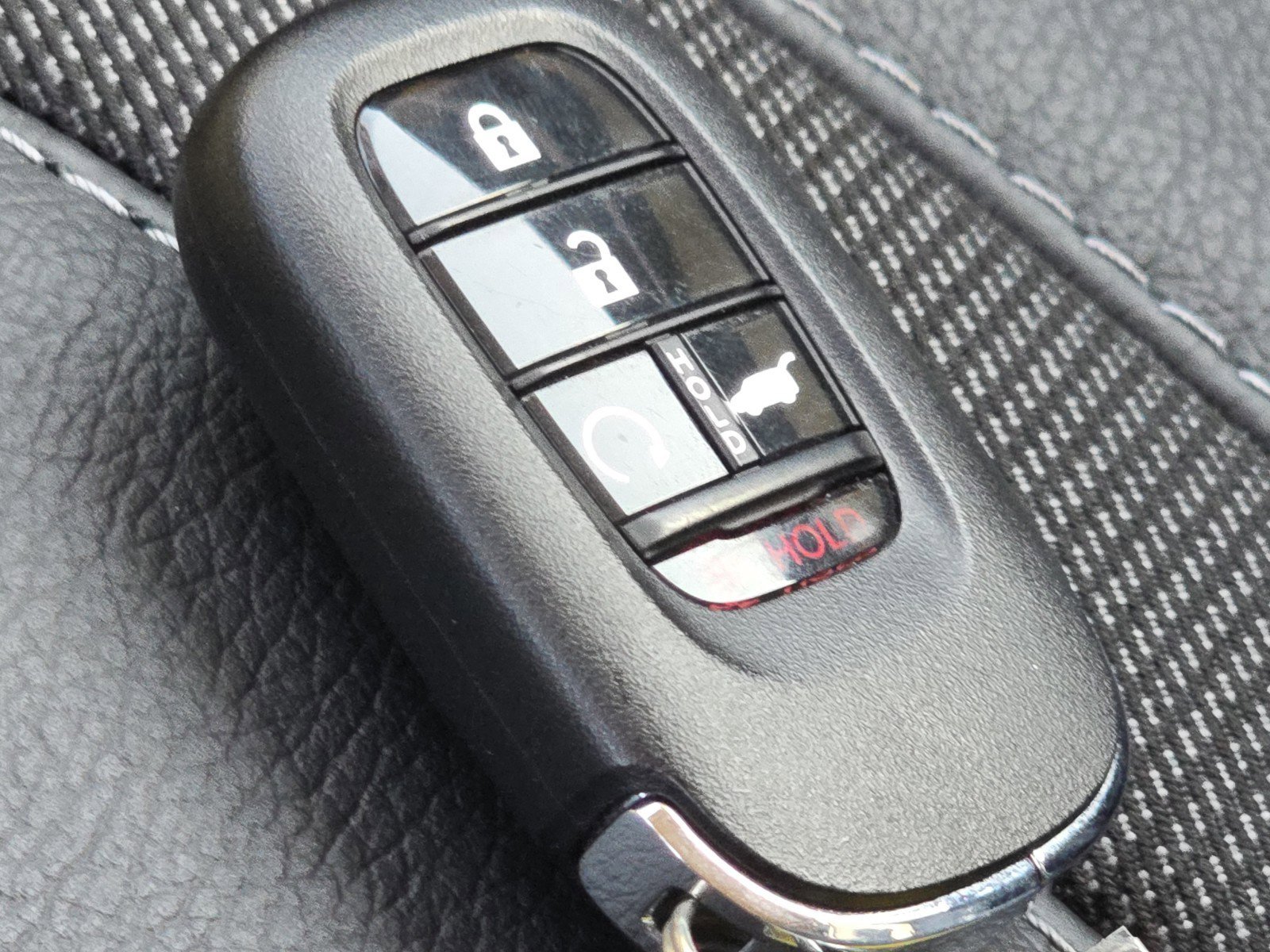 Used 2025 Honda Pilot EX-L image 36