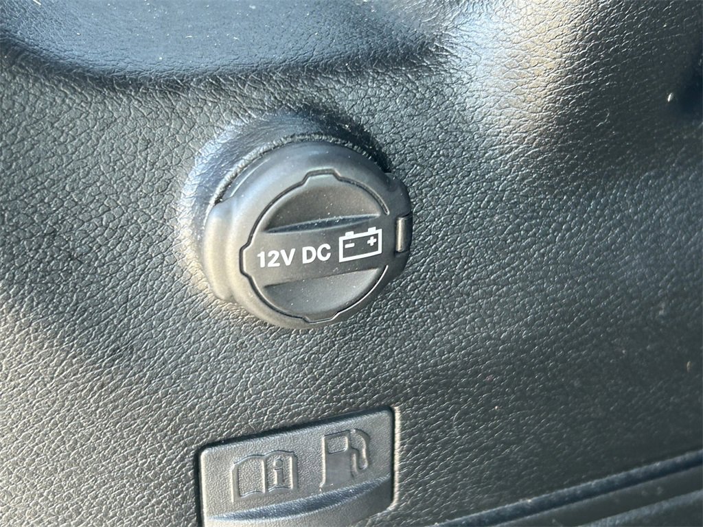 Used 2023 Jeep Wrangler Unlimited Sahara w/ Cold Weather Group image 14