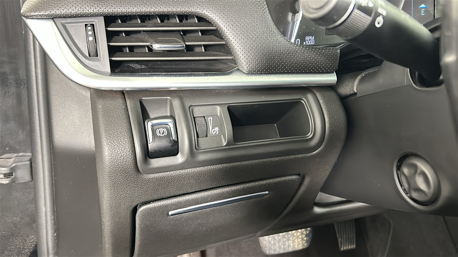Used 2019 Cadillac XTS Luxury FWD image 23