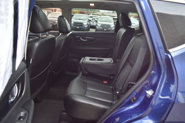 Used 2017 Nissan Rogue SL w/ SL Premium Package AWD/4WD image 35