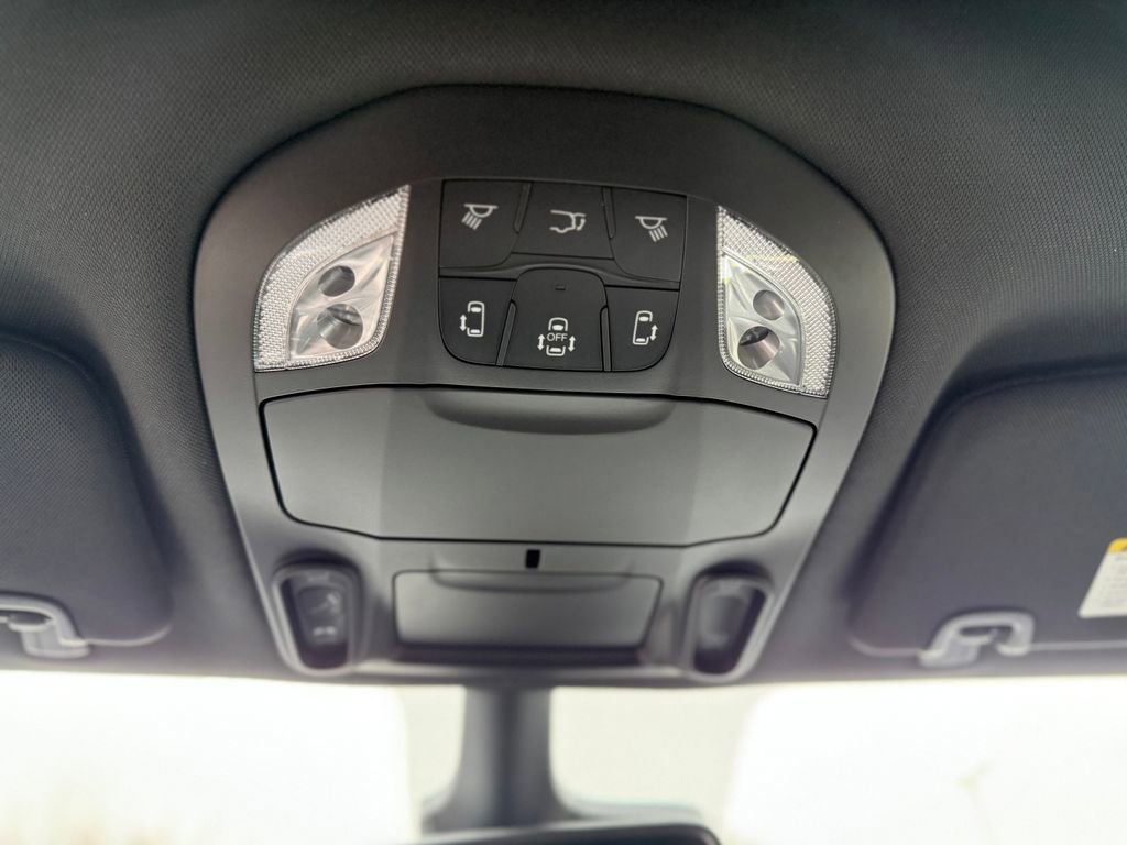 New 2026 Chrysler Pacifica Select FWD image 23