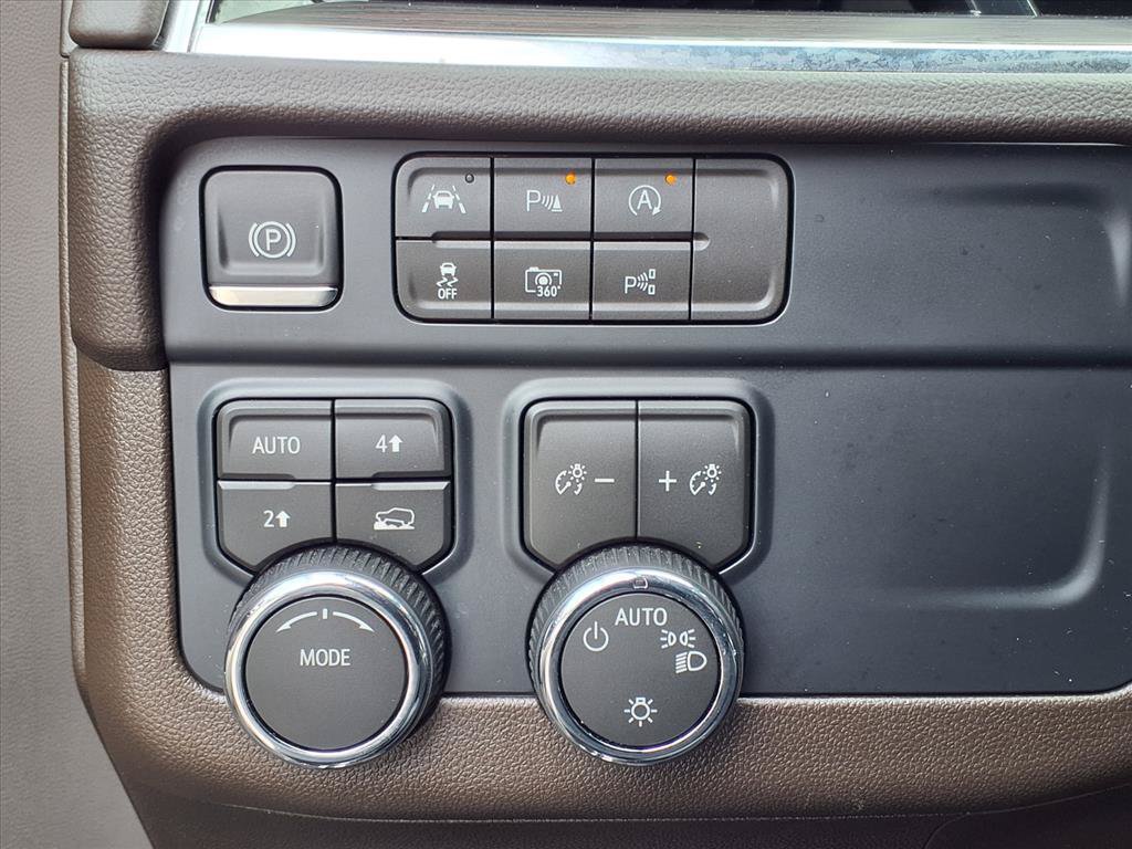 Used 2026 Chevrolet Tahoe LT AWD/4WD image 26