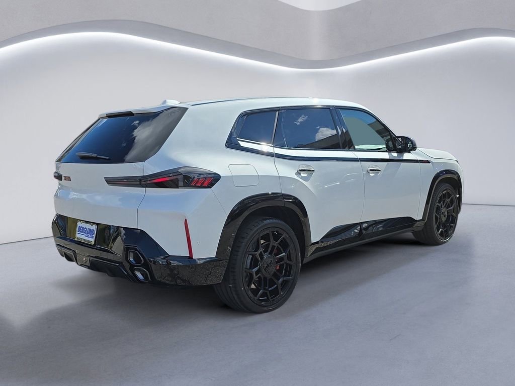 New 2026 BMW XM Label Red w/ M Driver's Package image 4