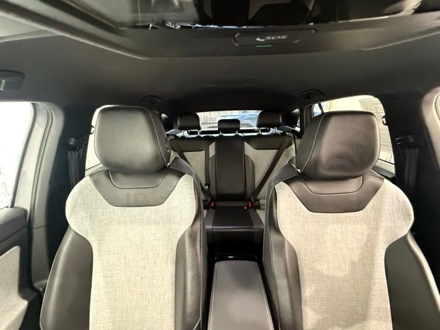 Used 2023 Volkswagen ID.4 Pro AWD/4WD image 28