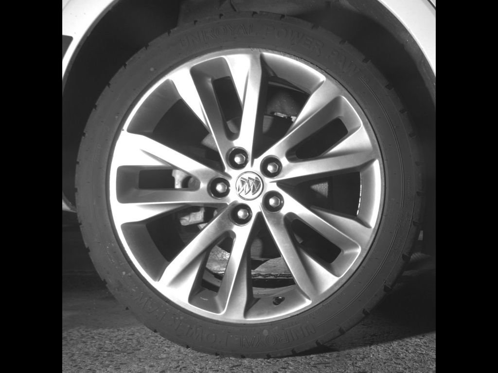 Used 2022 Buick Envision Avenir w/ Technology Package II AWD/4WD image 17