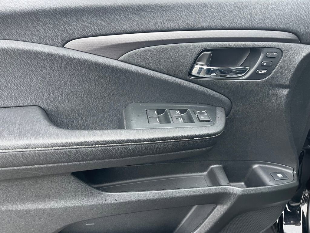 Certified 2023 Honda Ridgeline RTL image 10