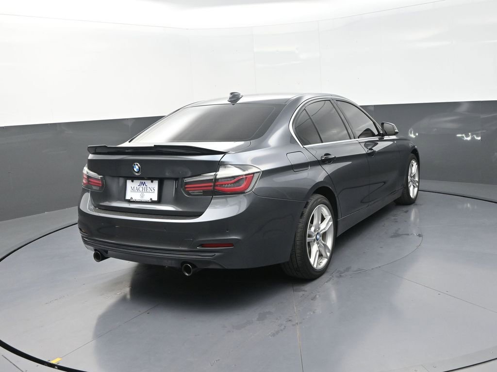 Used 2018 BMW 340i xDrive Sedan AWD/4WD image 11