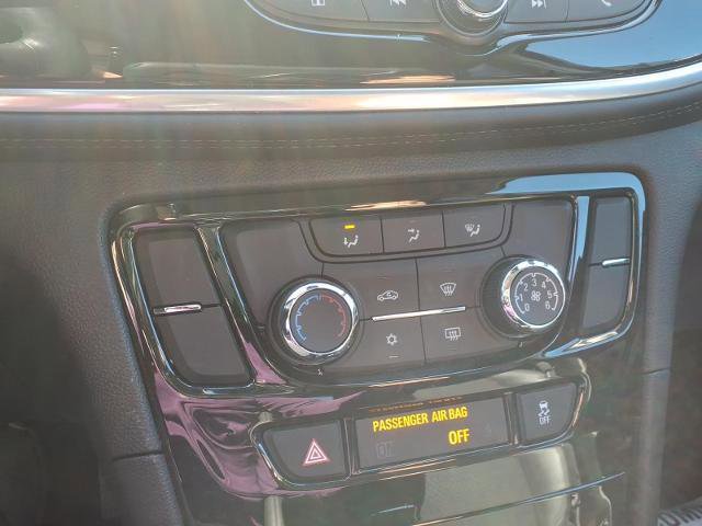 Used 2022 Buick Encore Preferred w/ Safety Package image 20
