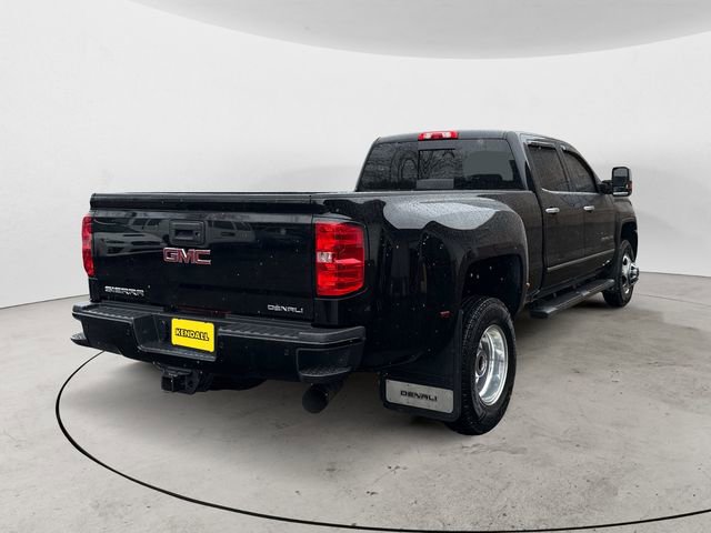 Used 2017 GMC Sierra 3500 Denali image 5