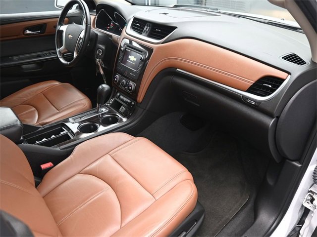 Used 2017 Chevrolet Traverse LT image 42