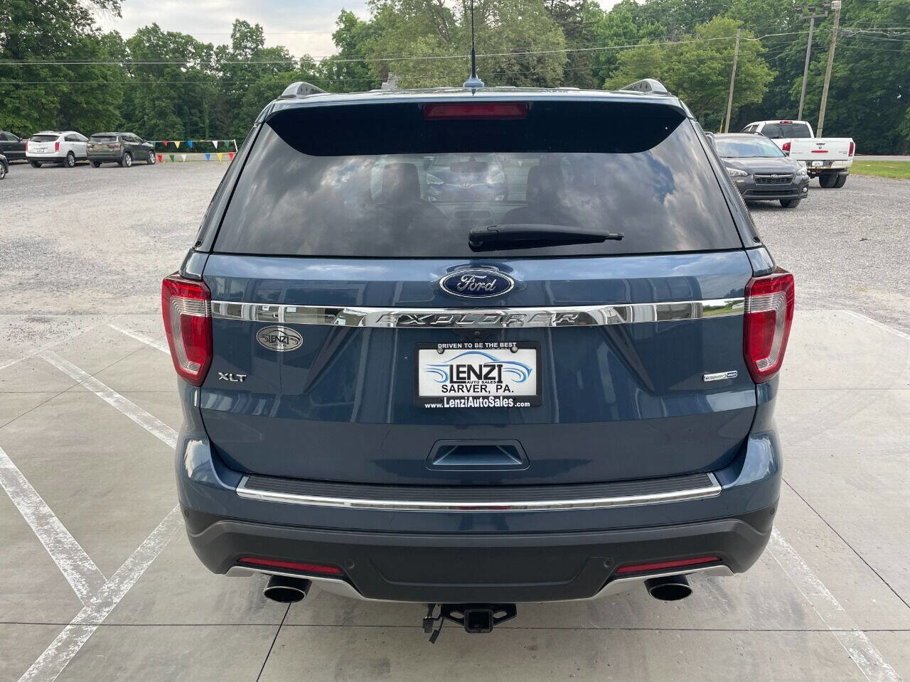 Used 2018 Ford Explorer XLT w/ Equipment Group 202A image 8