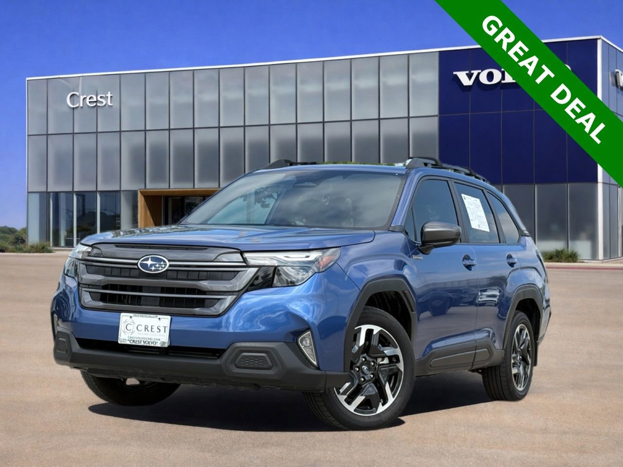 Used 2025 Subaru Forester Premium image 1