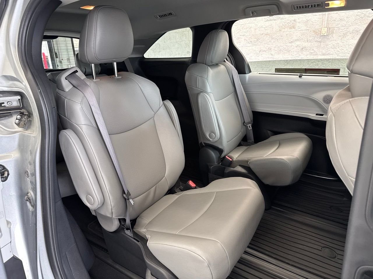 Certified 2025 Toyota Sienna XLE w/ XLE Plus Package AWD/4WD image 46