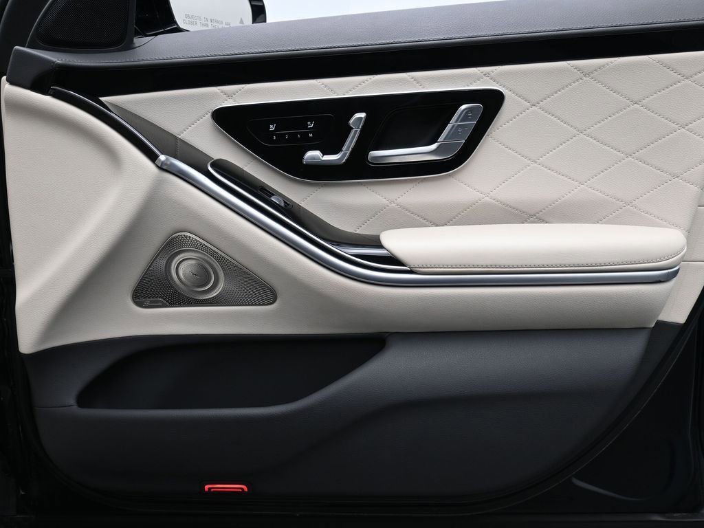 Used 2023 Mercedes-Benz S 580 4MATIC Sedan image 22