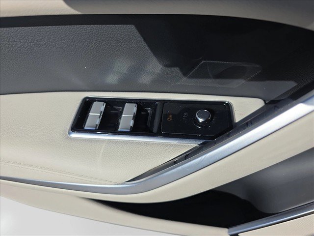 Used 2026 Jaguar F-PACE R-Dynamic S AWD/4WD image 28
