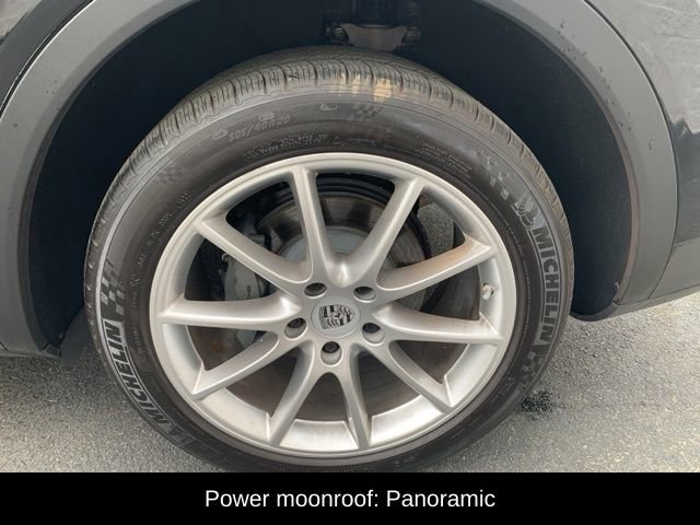 Used 2019 Porsche Cayenne S AWD/4WD image 16