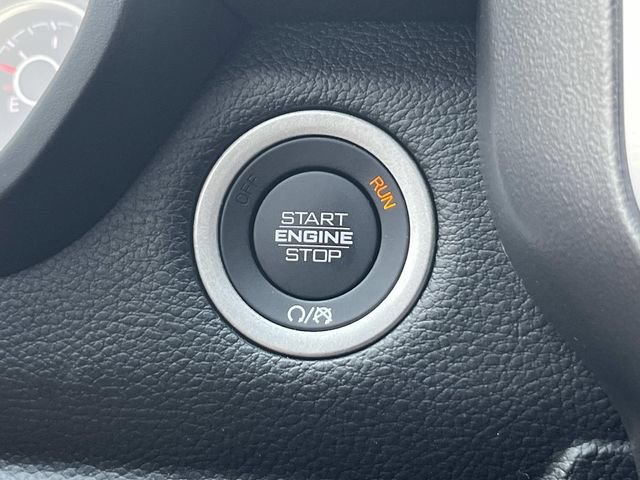 Used 2025 RAM 1500 Big Horn AWD/4WD image 33