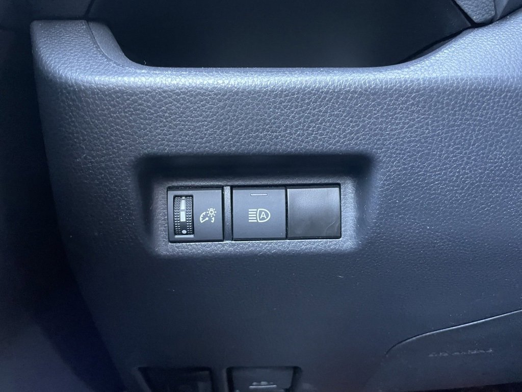 Used 2024 Toyota RAV4 XLE image 43