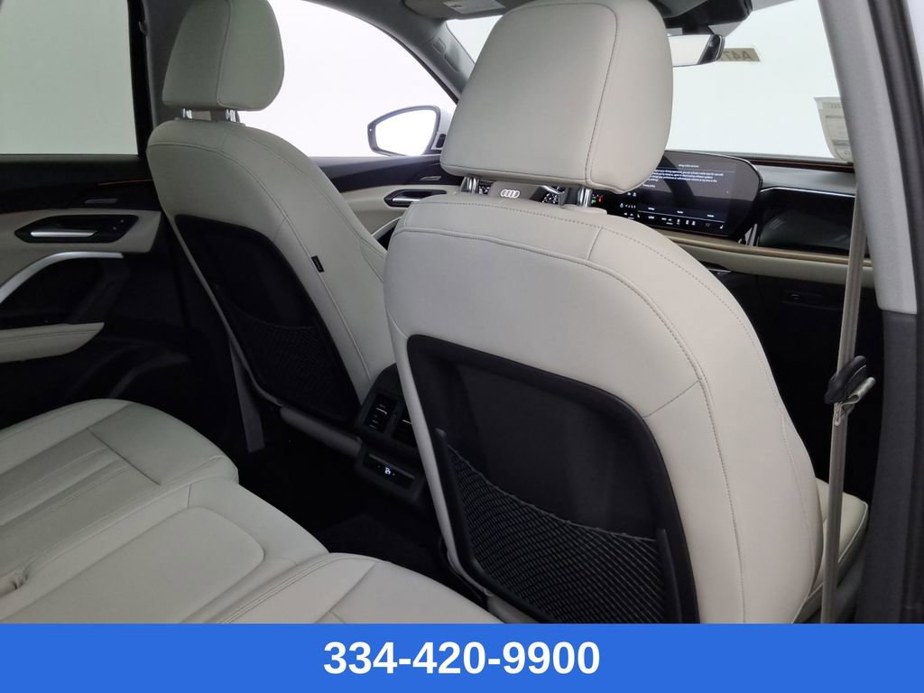 New 2025 Audi Q5 Premium Plus image 24