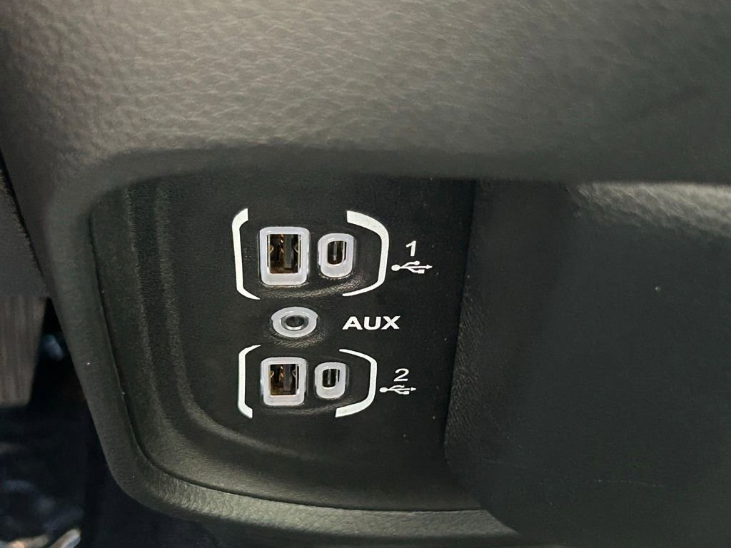 Certified 2025 RAM 1500 Big Horn image 26