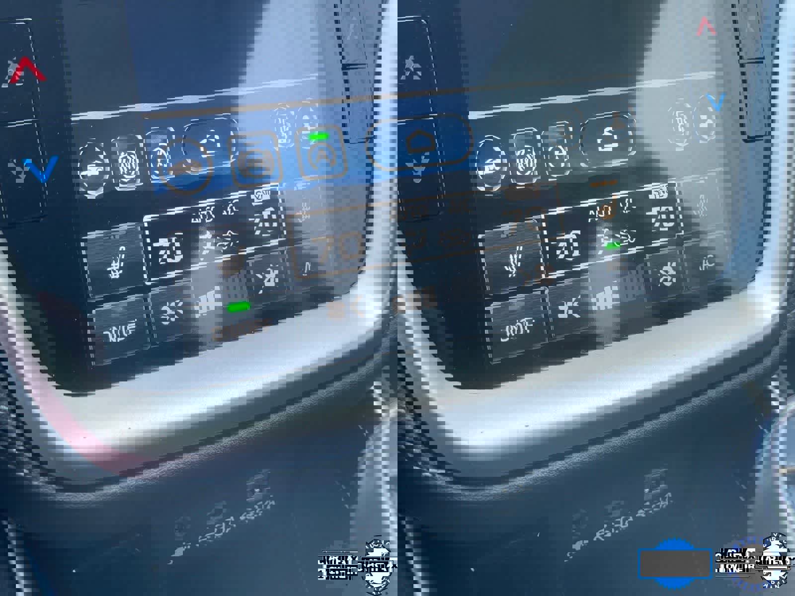 Used 2025 Subaru Outback Premium image 18