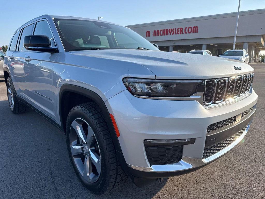 Used 2021 Jeep Grand Cherokee L Limited w/ Trailer Tow Group (B) image 3